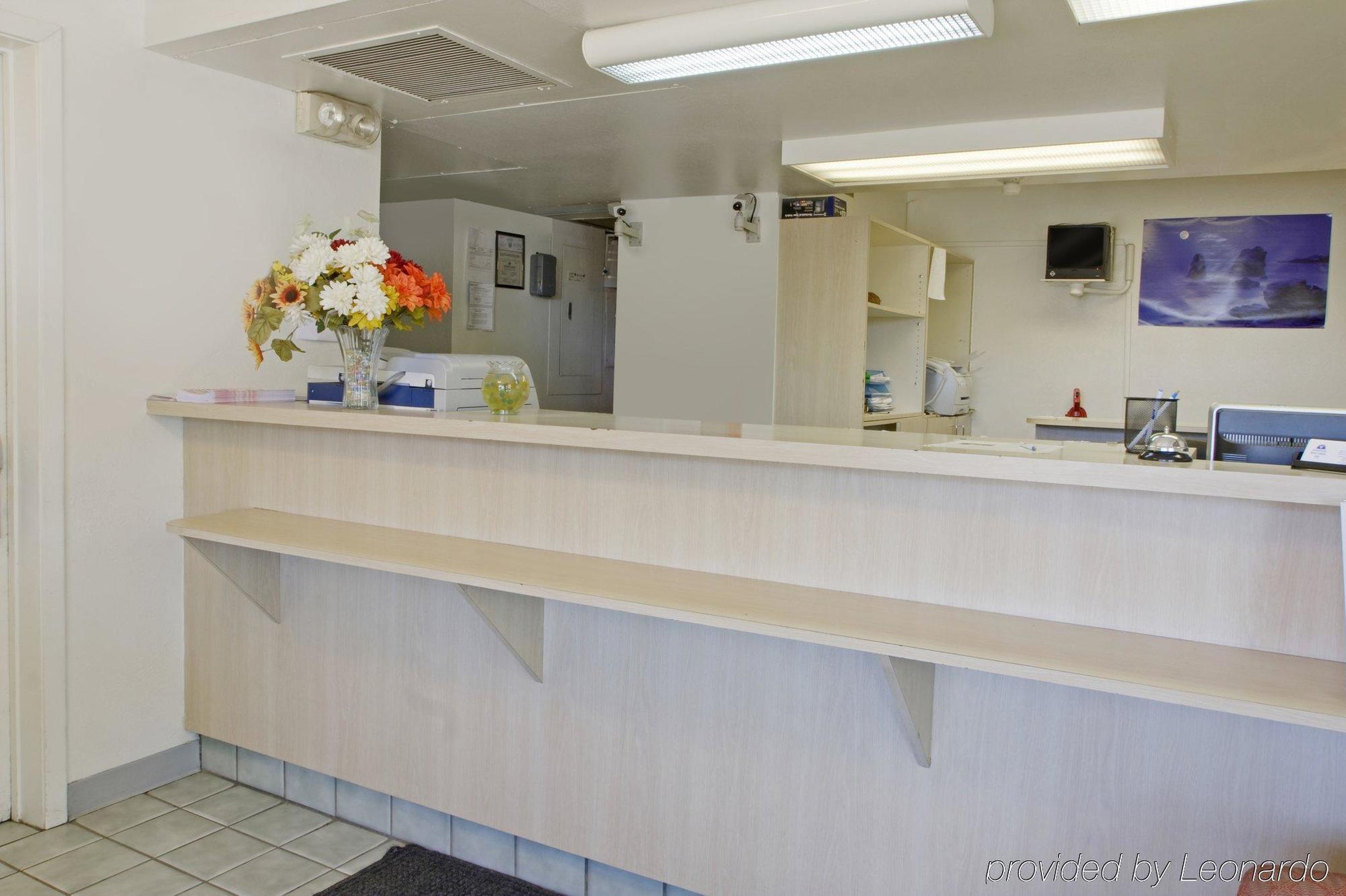 Travel Inn Sharonville Interior foto