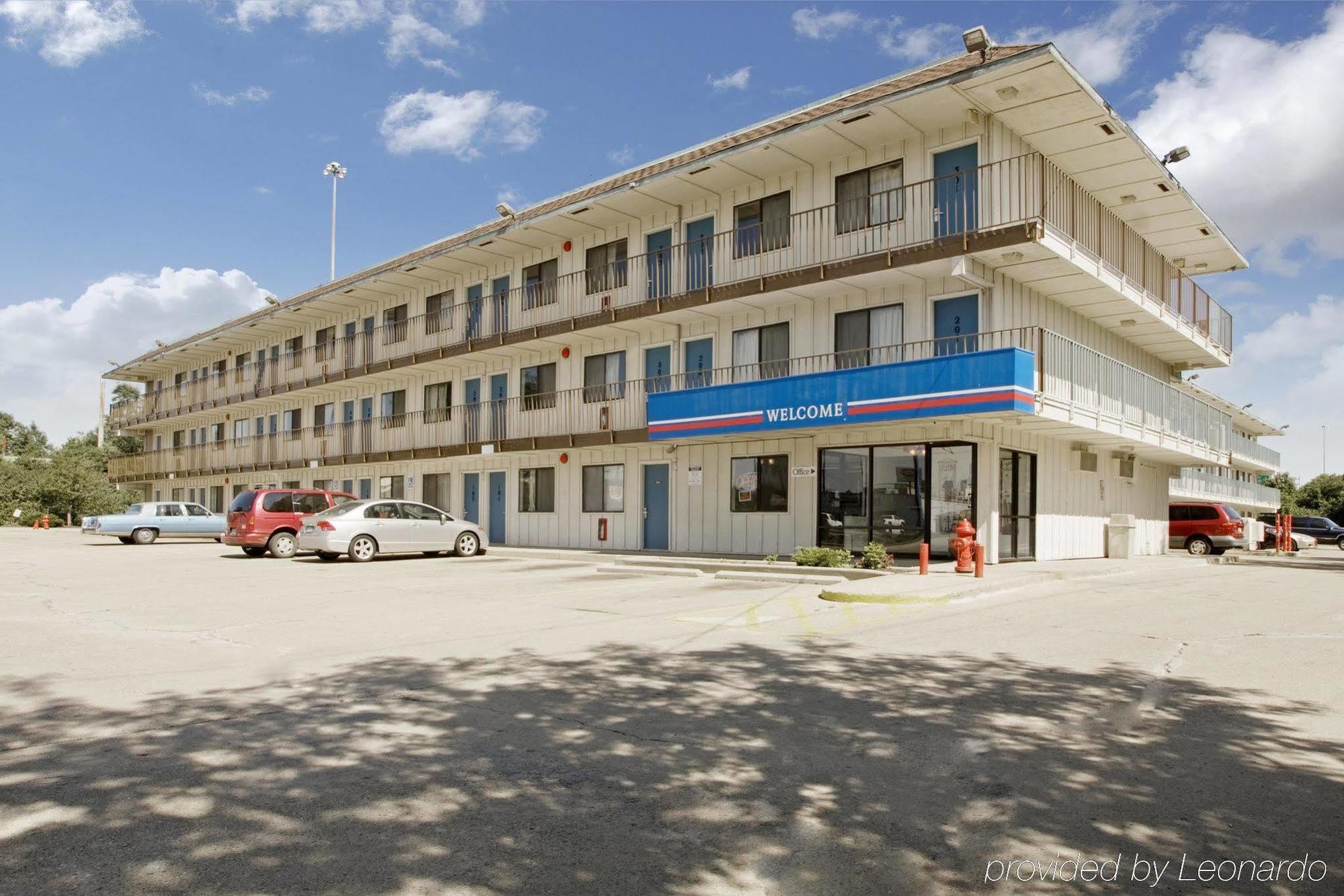 Travel Inn Sharonville Exterior foto