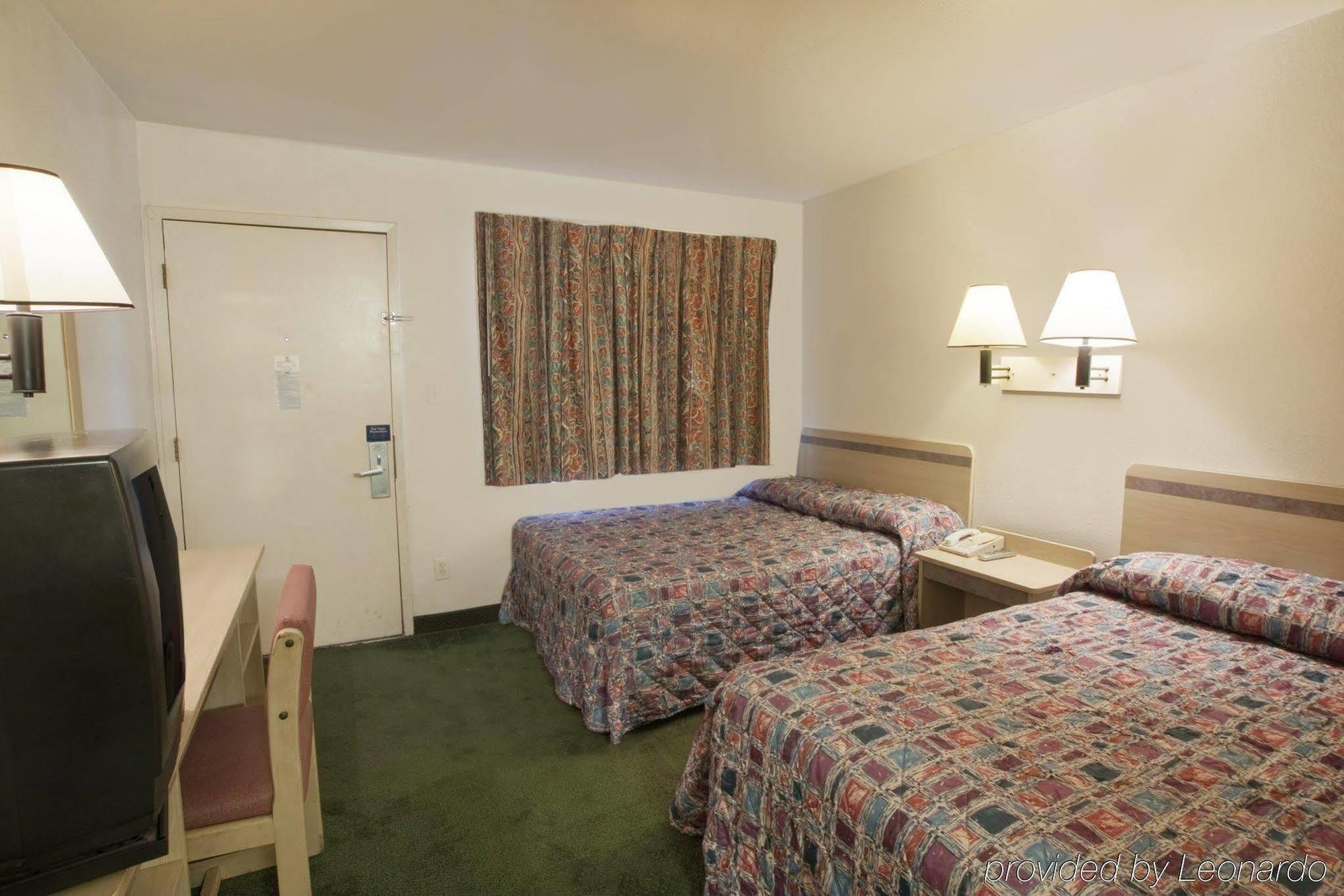 Travel Inn Sharonville Habitación foto
