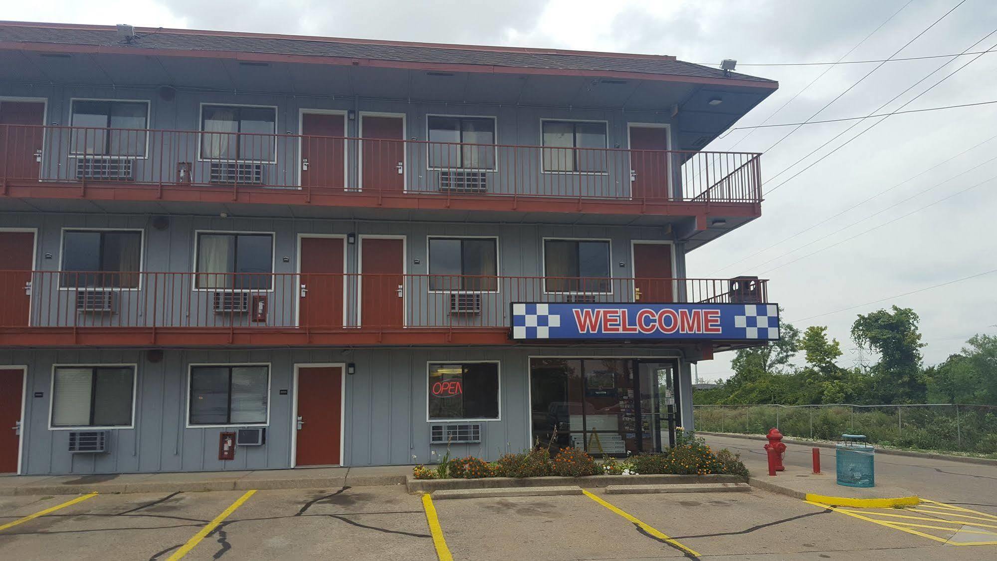 Travel Inn Sharonville Exterior foto
